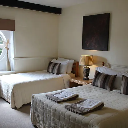 The Coach House 3* Winterbourne