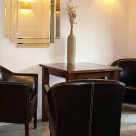 코치 하우스 브리스톨 B&B 3*